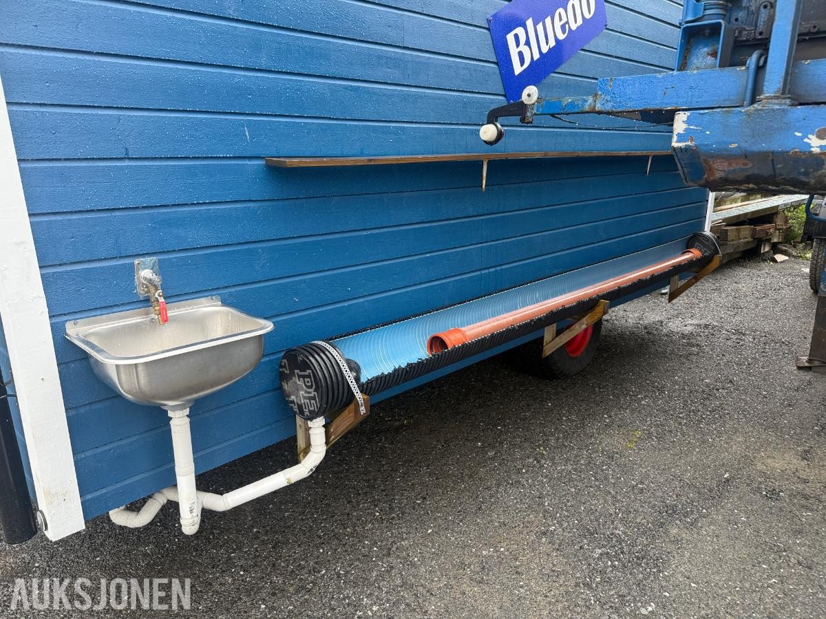 Mobil sanitærvogn med WC, dusj og varmtvann